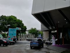 -吉盛伟邦国际家具村停车场-出口