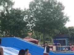 -欢乐水魔方水世界