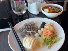 -唐拉雅秀酒店-西锦汇空中BBQ·思创餐厅