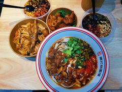 【招牌】香辣牛肉粉-捌玖粉面馆·猪油拌粉