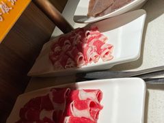 -海底捞火锅鲜切牛肉主题店(长寿路店)