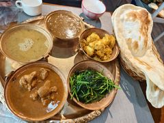 -岗底斯尼泊尔餐厅(万达店)