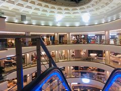 -红星美凯龙国际家居博览中心至尊mall停车场