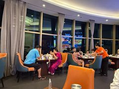 -不仔客海鲜·烧烤·270度海景餐厅(大东海店)