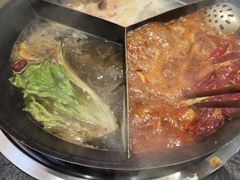 -渝里重庆火锅(航天城店)