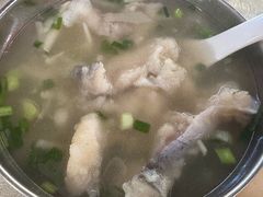 -依云煎包店