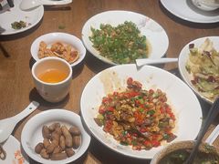 -爱碗亭·鲜炒湖南菜(壹城中心店)