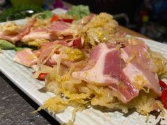 酸菜五花肉-一家东北烤肉(华大店)
