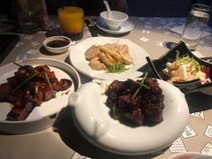 -穹六人间 people 6(岳阳路店)