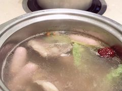 -海上明月海鲜火锅 鲜切牛肉