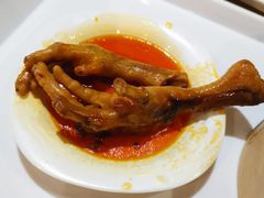 -何记花甲(海岸城旗舰店)