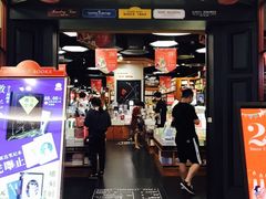-西西弗书店&矢量咖啡(壹方购物中心店)