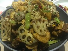 干锅牛蛙-川流不息(北蔡休闲广场店)