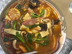 -天天向上素食餐厅(五台山店)