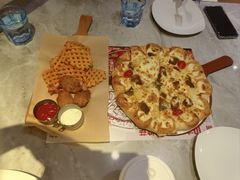 -必胜客(仲盛商城王安宇主题店)