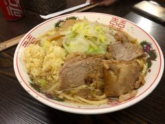 -拉面莊夢語＆中华料理八椿