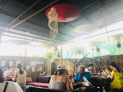 -Tikky Cafe