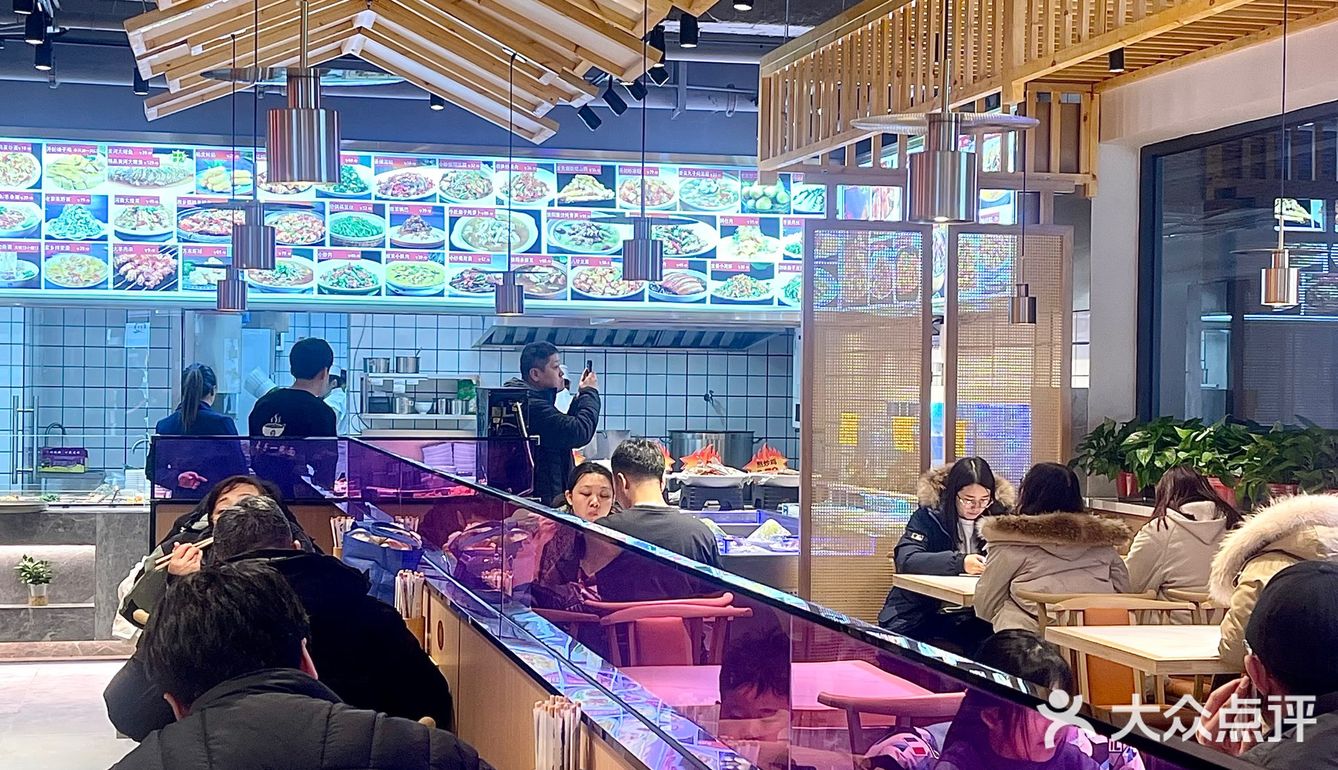 这家河南烩面已经成了我们的小食堂了…