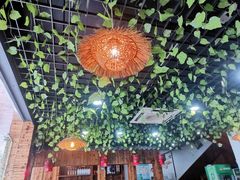 -三里屯土灶炖公鸡地锅鸡(江东店)