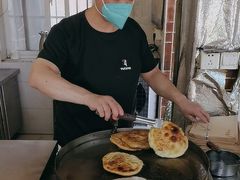 -安工大饼庞家肉饼