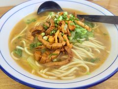 -小河无名面馆
