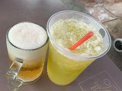 -东海岸人工湖美食村