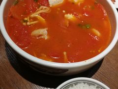 -渝是乎酸菜鱼(龙旗购物中心店)
