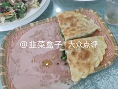 -鹤乡东北菜(崮山路店)