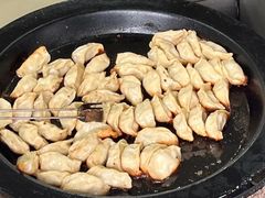 -黄阿姨锅贴大王(万航渡路店)