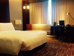 -上海龙之梦万丽酒店