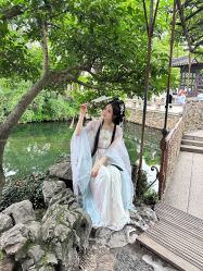 -一揽芳华汉服旗袍体验馆(拙政园店)