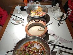 -小凤庭·地道湖北菜武昌鱼·藕汤(38年黄鹤楼店)