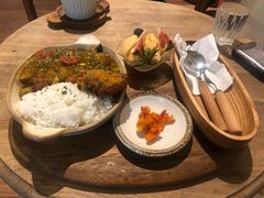 -懒鱼时光馆(沙坪坝店)