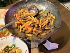 -富正毅三下锅·湘西韵味(天门山索道店)