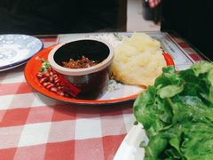 -东北哈尔滨酱骨头馆房掌柜铁锅炖