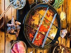 -岗上渣渣老火锅(两路口店)