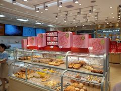 面包甜点陈列柜-好利来(曲江龙湖店)