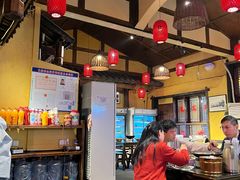 -富正毅三下锅·湘西韵味(天门山索道店)