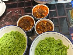 -关中灞道面(柳林居小区店)