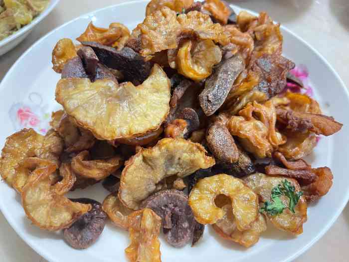 张家小馆(宁城店)-"奔着锅包肉去的,只吃了一口.非常干且柴.