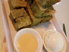 -新大咀港式茶餐厅(宝山万达店)