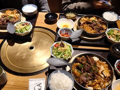 -炼火烤肉店