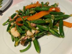 黄瓜苗小炒-卯时·龙光雅宴·精致锡帮菜(惠山古镇店)