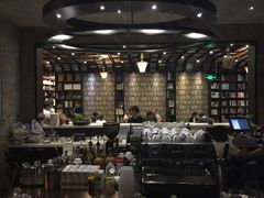 钟书阁-钟书阁(松江泰晤士小镇店)