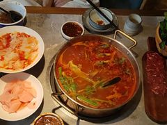 -野山舂·贵州现舂酸汤牛肉(民生路店)