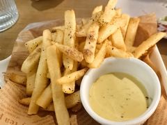黑松露芝士薯条-本处·素食·融合料理(南油店)