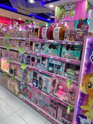 -玩具反斗城(正大广场店)
