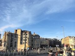 -加拉达石塔