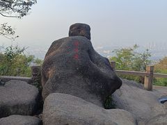 -灵岩山风景区
