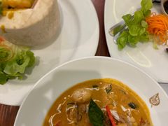 -Thai Pothong Restaurant